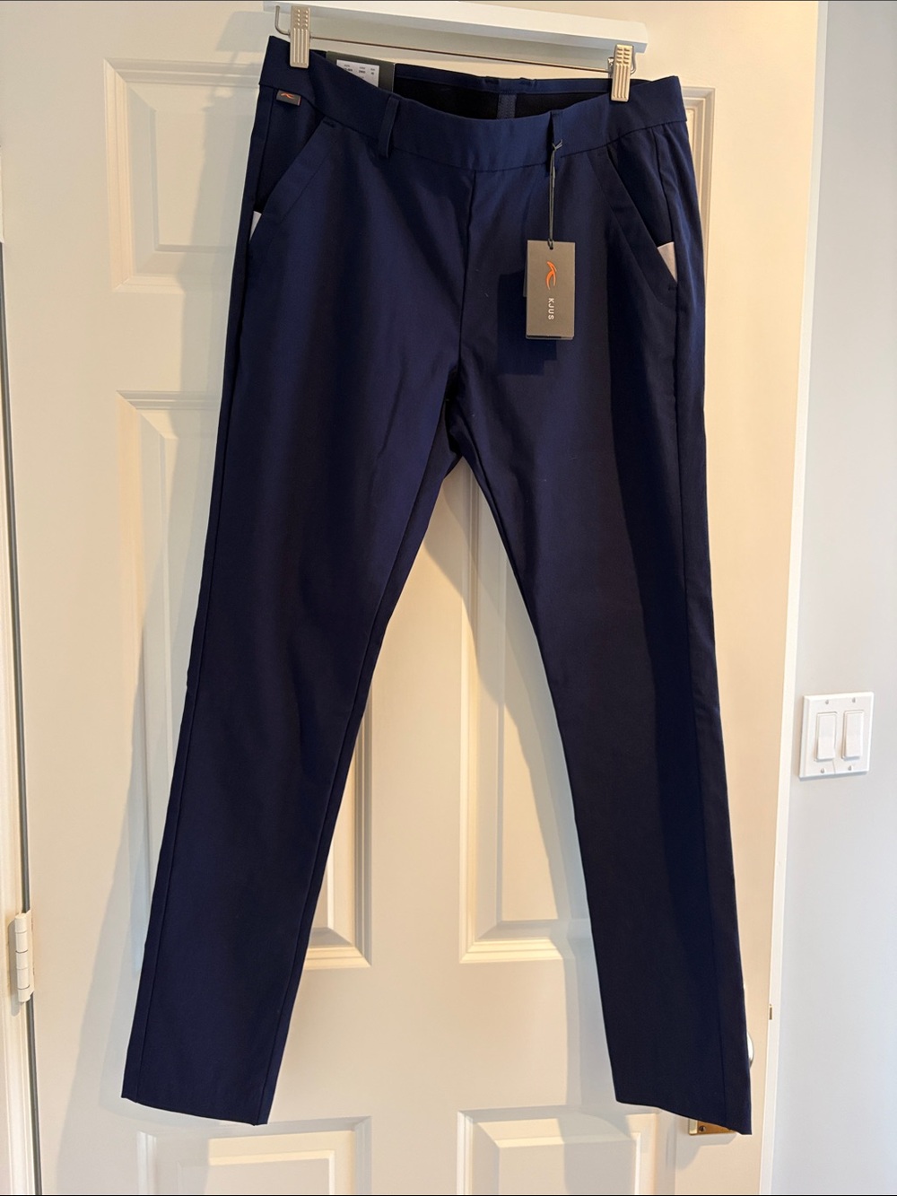 KJUS Women's Navy Ikala 7/8 Tregging Golf Pants